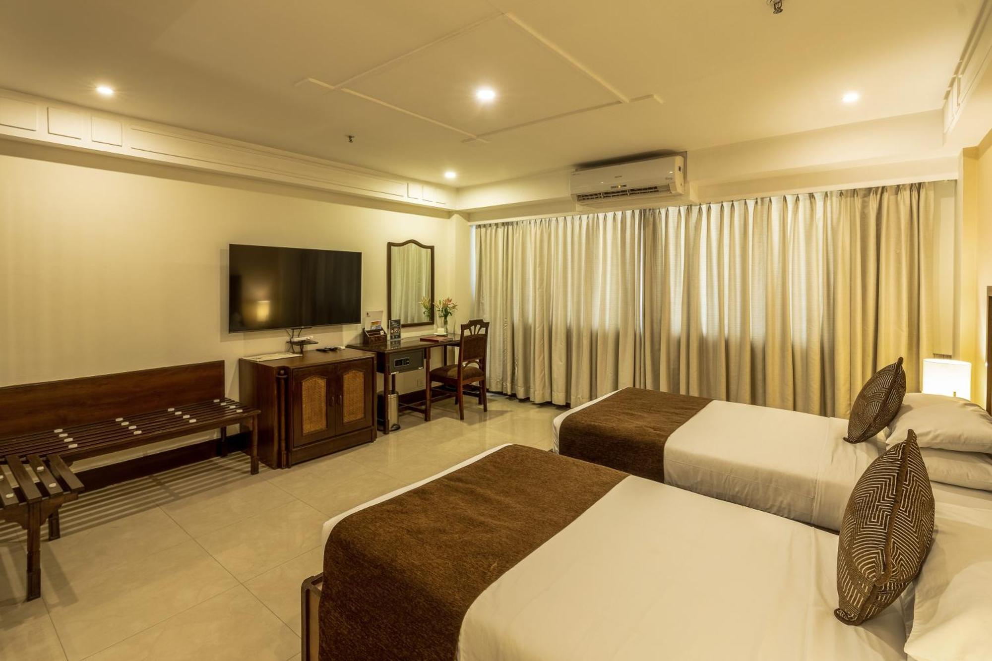 Ivory Tower Otel Bangalore Dış mekan fotoğraf